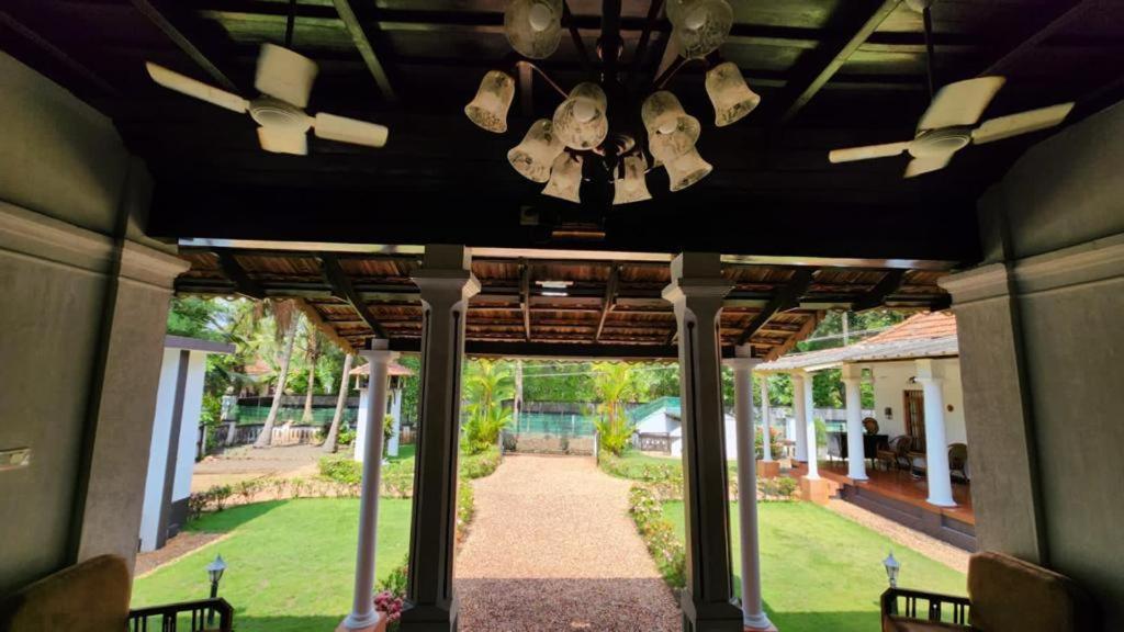 Babira Brookside Heritage Resort คุมาราคม ภายนอก รูปภาพ