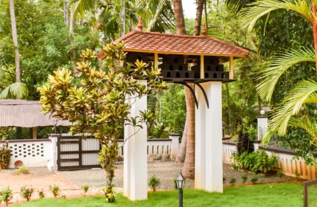 Babira Brookside Heritage Resort คุมาราคม ภายนอก รูปภาพ