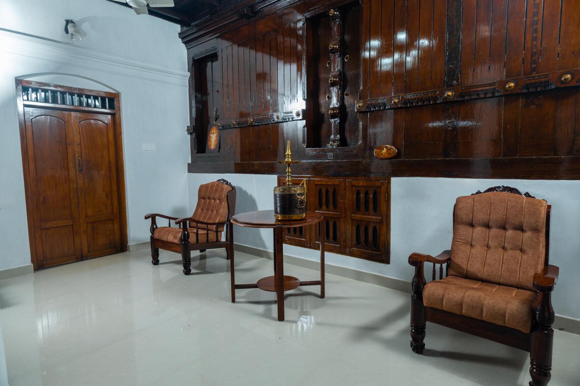 Babira Brookside Heritage Resort คุมาราคม ภายนอก รูปภาพ